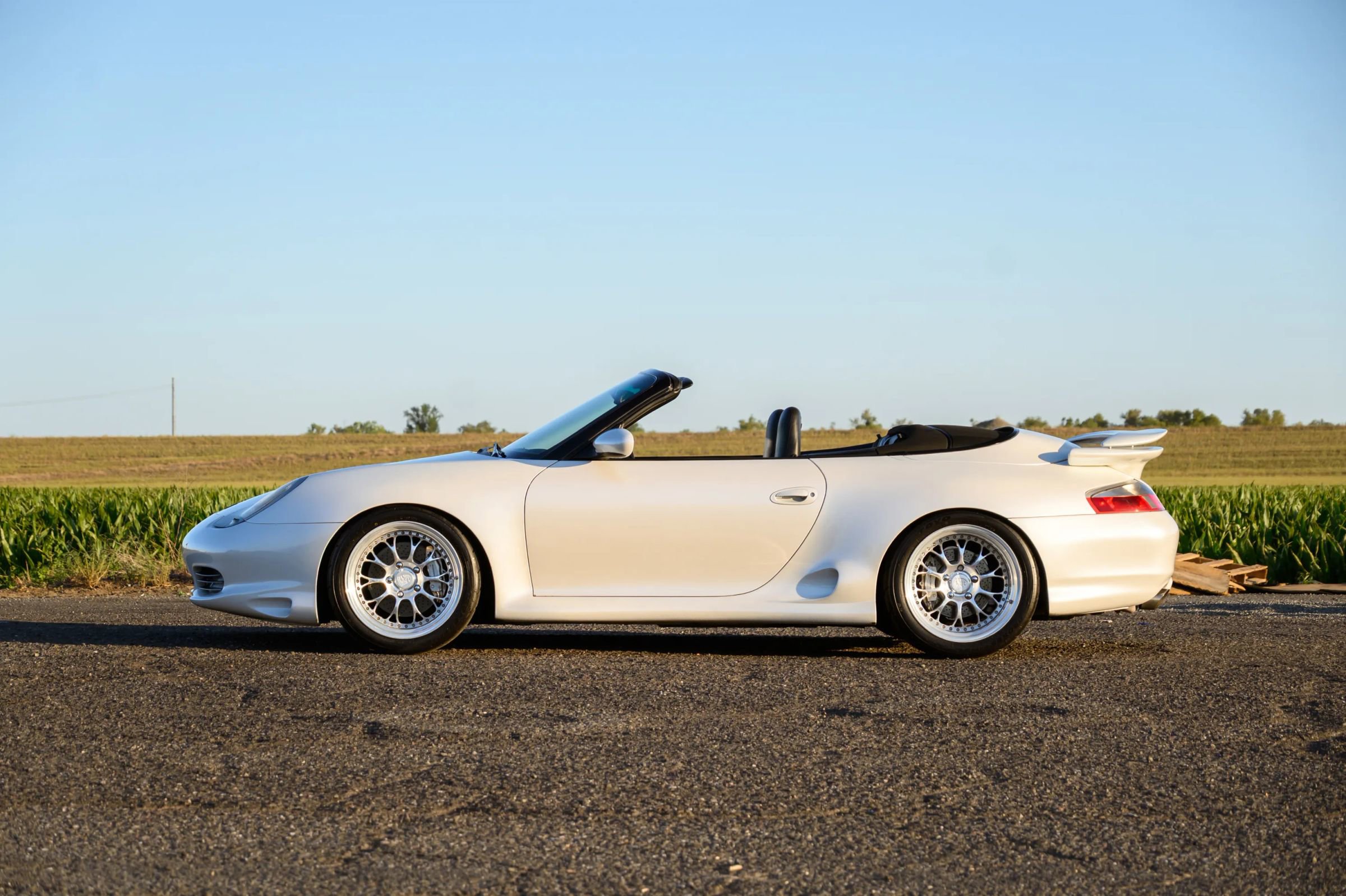 Used 2000 Porsche 911 Carrera 4 AWD/4WD image 28