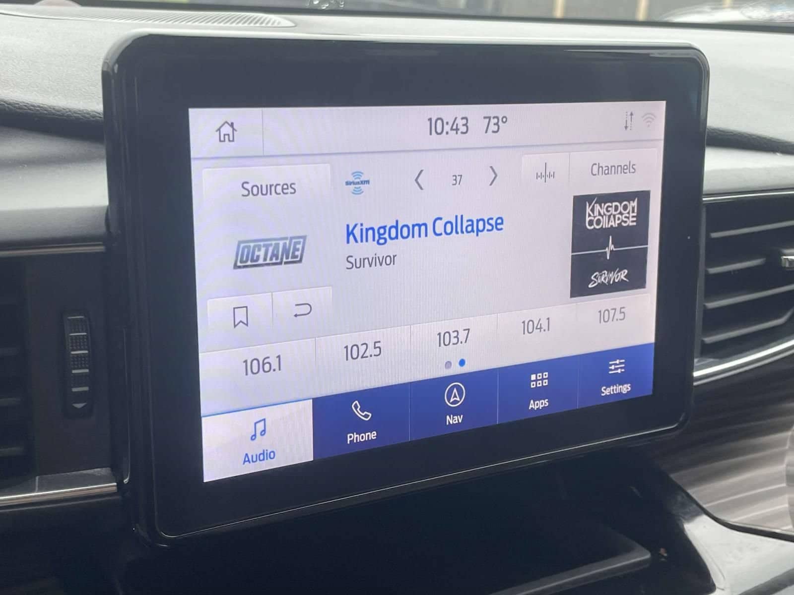 Used 2021 Ford Explorer Limited w/ Equipment Group 301A RWD image 18