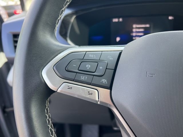 Used 2022 Volkswagen Taos SE w/ Panoramic Sunroof Package image 14