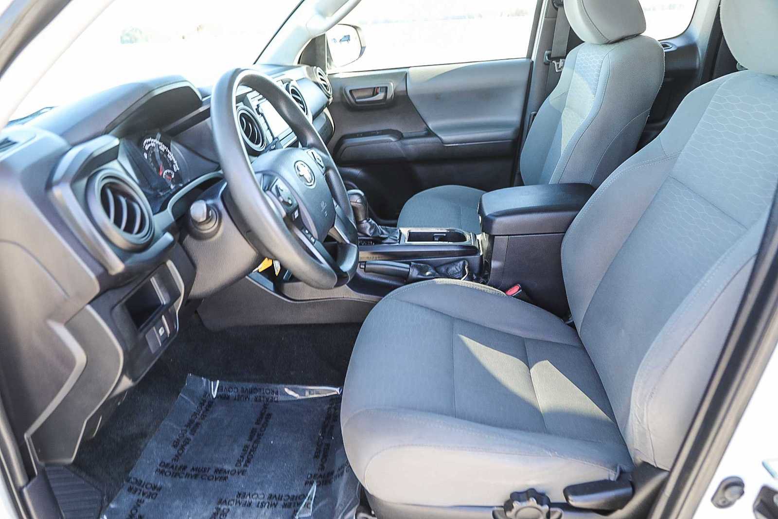 Certified 2018 Toyota Tacoma SR image 18