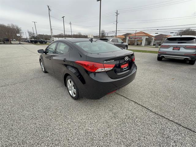Used 2013 Hyundai Elantra GLS w/ Preferred Pkg FWD image 3