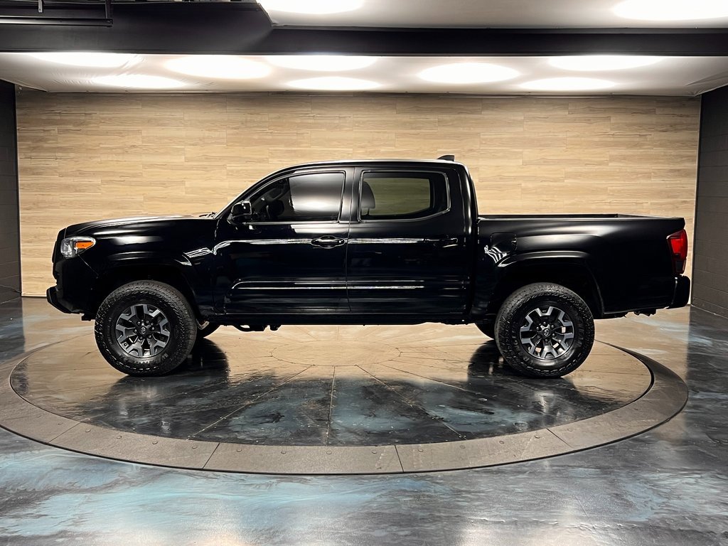 Used 2022 Toyota Tacoma SR image 13