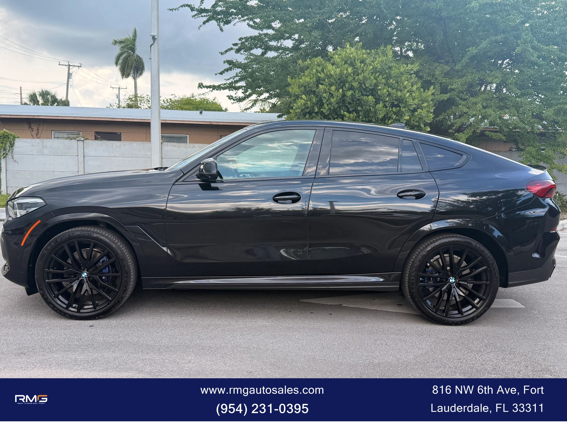 Used 2021 BMW X6 xDrive40i w/ M Sport Package AWD/4WD image 11