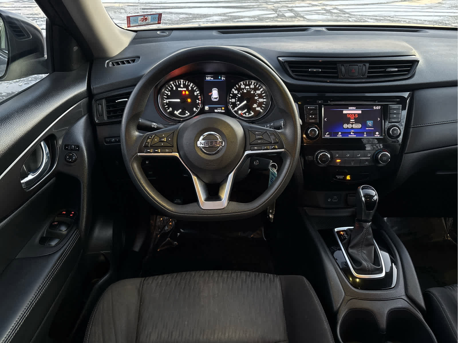 Used 2018 Nissan Rogue S image 13