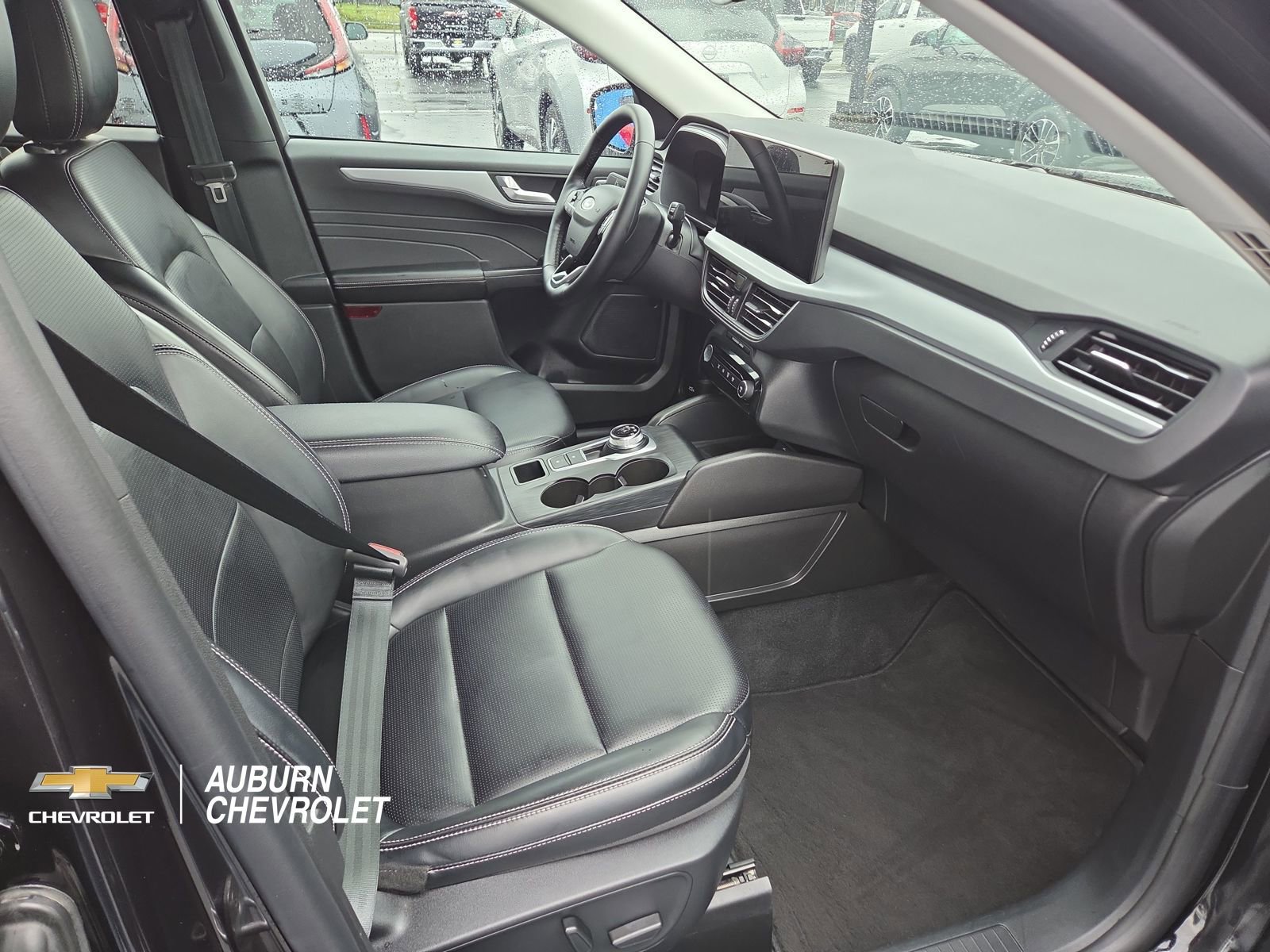 Used 2025 Ford Escape Platinum AWD/4WD image 16