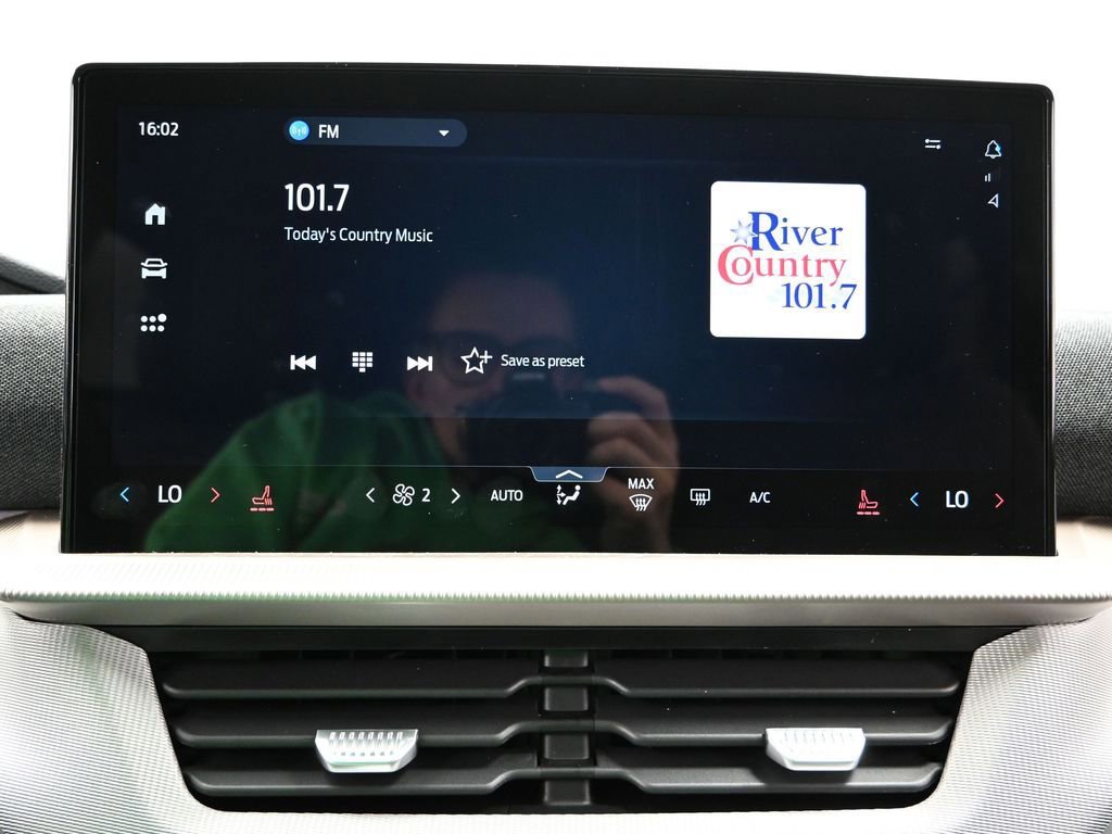 New 2026 Ford Explorer Active image 34