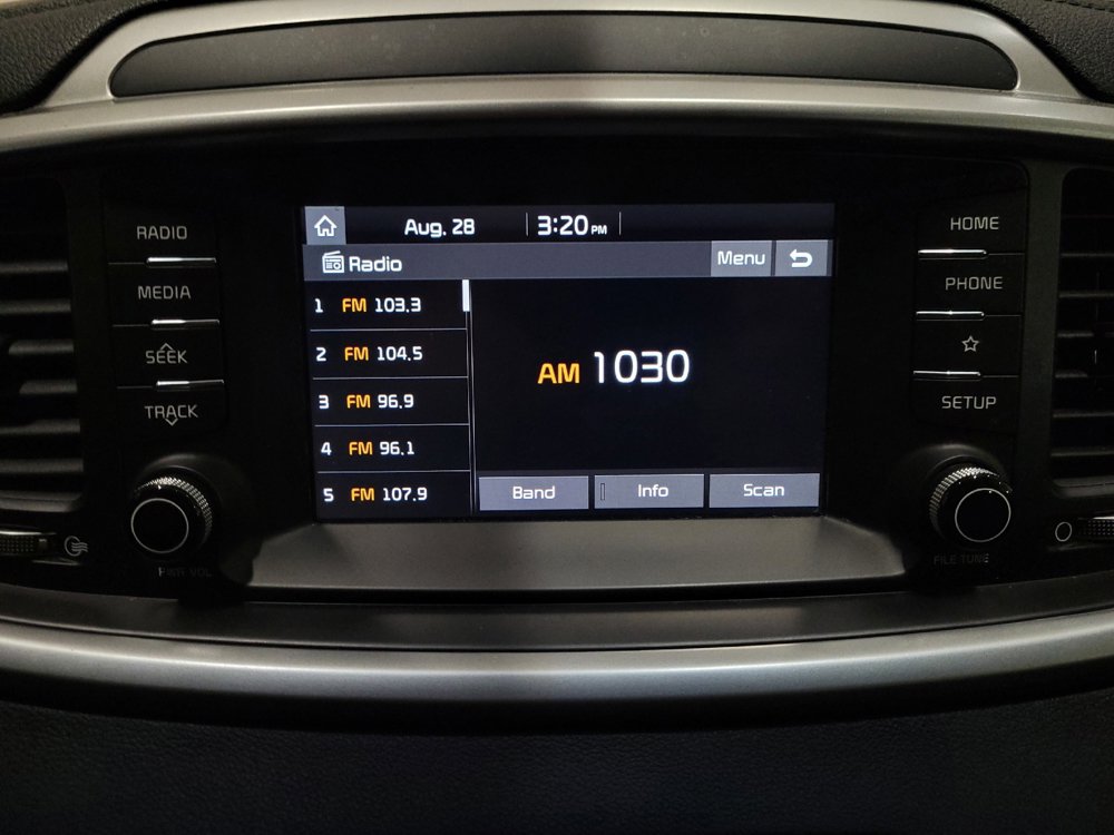 Used 2019 Kia Sorento AWD image 25