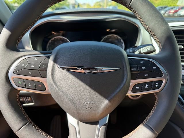 New 2026 Chrysler Pacifica Pinnacle image 17