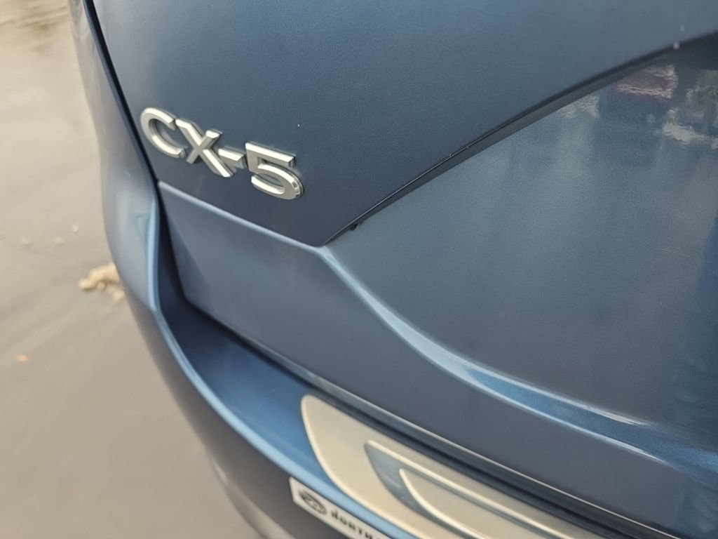 Used 2020 MAZDA CX-5 Touring image 7