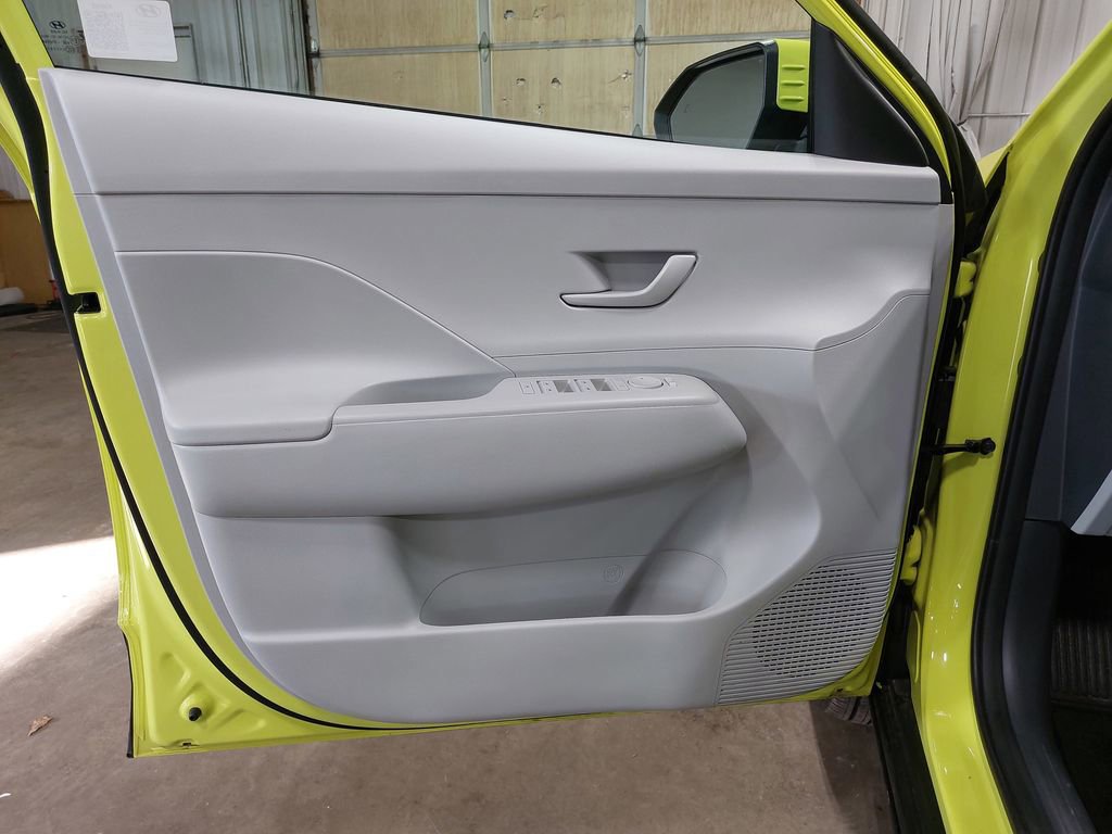 Certified 2024 Hyundai Kona SE image 26