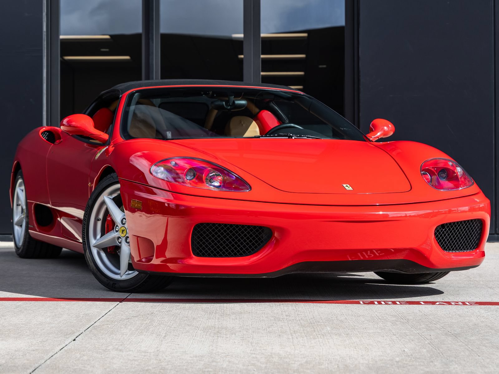 Used 2001 Ferrari 360 Spider RWD image 2
