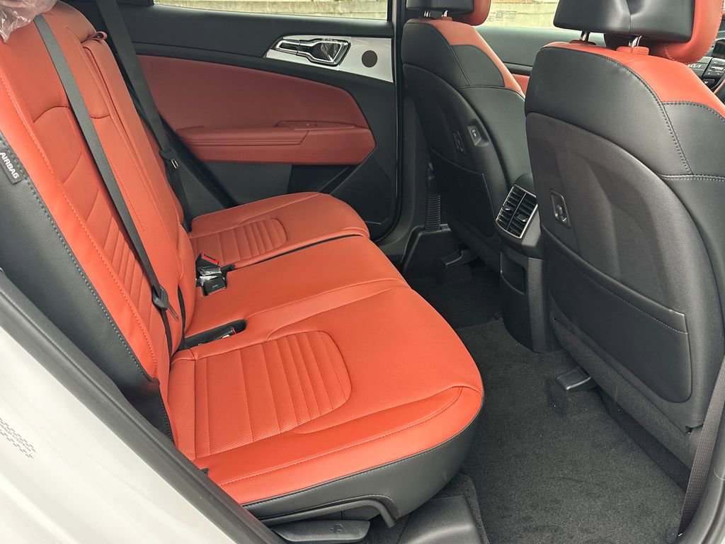 New 2026 Kia Sportage SX image 16