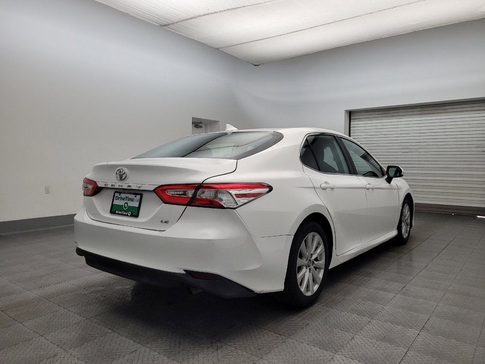 Used 2019 Toyota Camry LE image 9