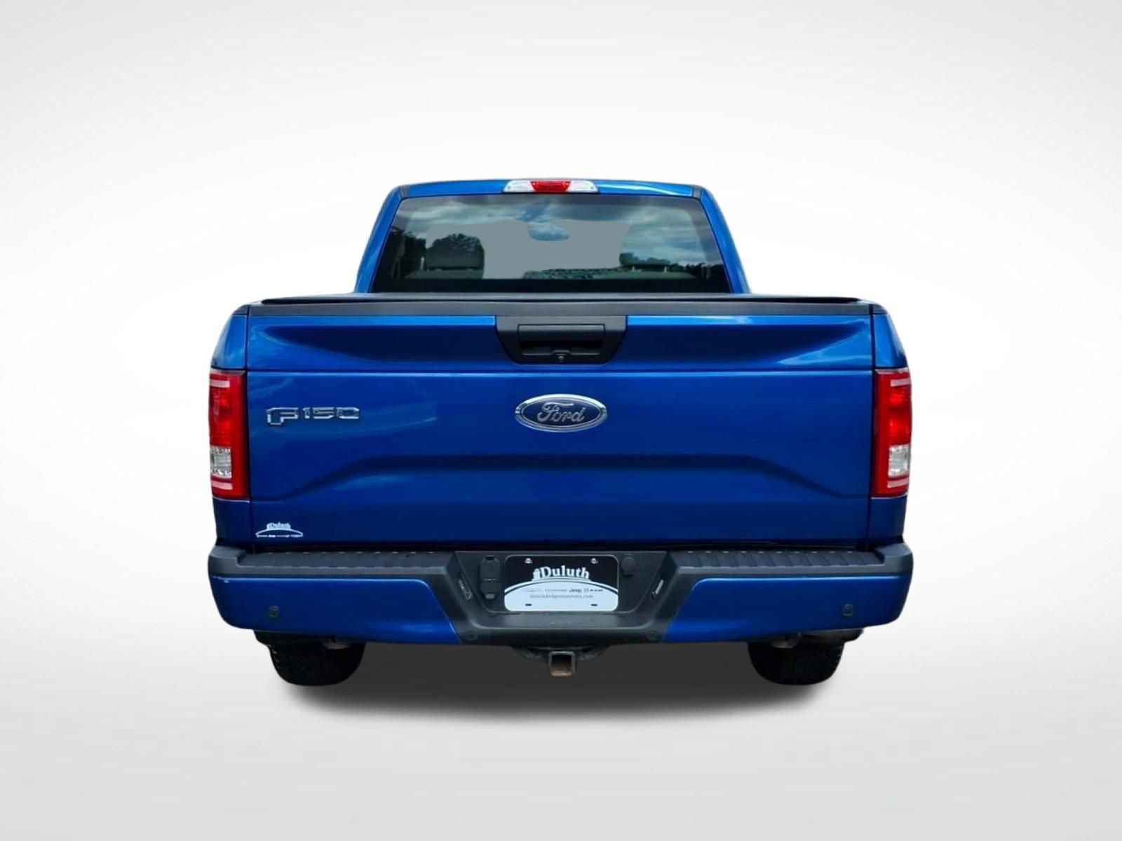 Used 2017 Ford F150 XL w/ Equipment Group 101A Mid AWD/4WD image 4