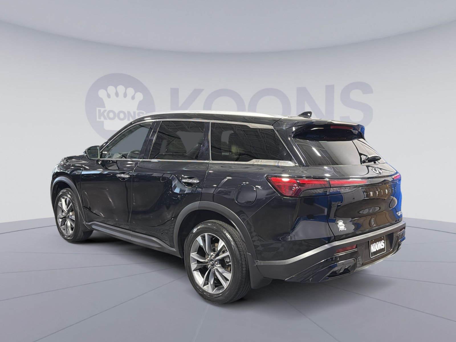 Used 2023 INFINITI QX60 Luxe w/ Cargo Package AWD/4WD image 4