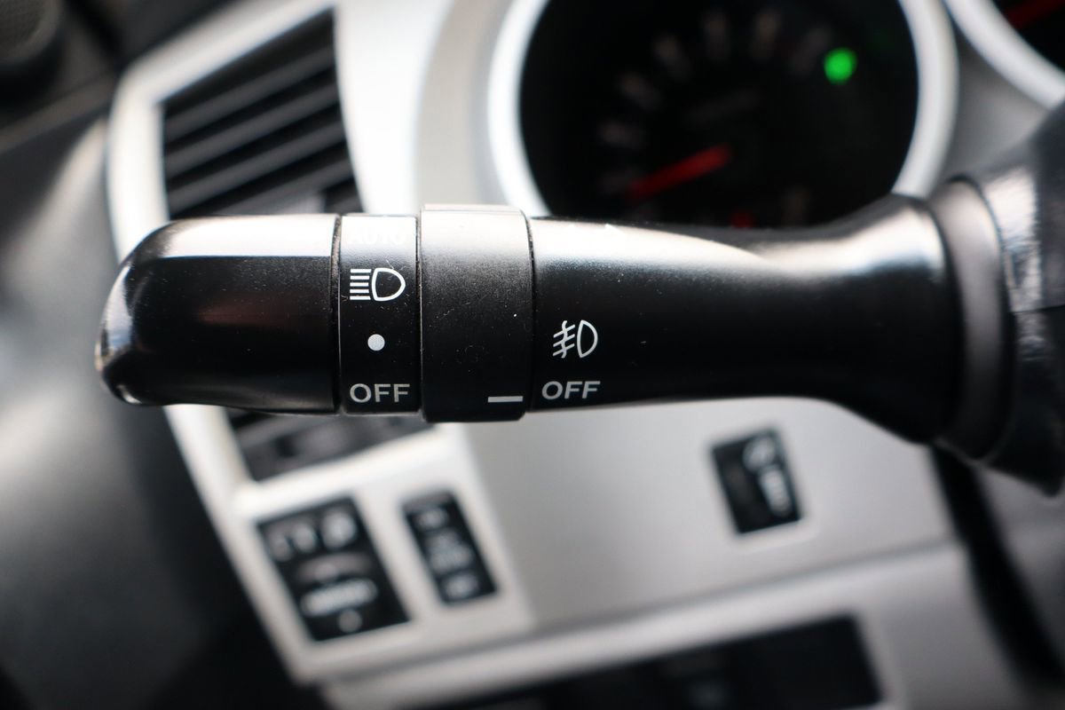 Used 2007 Toyota Tundra Limited image 32