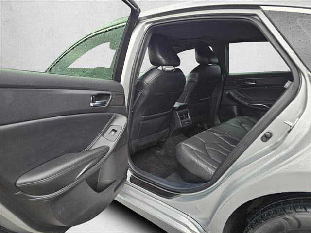 Used 2022 Toyota Avalon XLE w/ Moonroof Package image 14