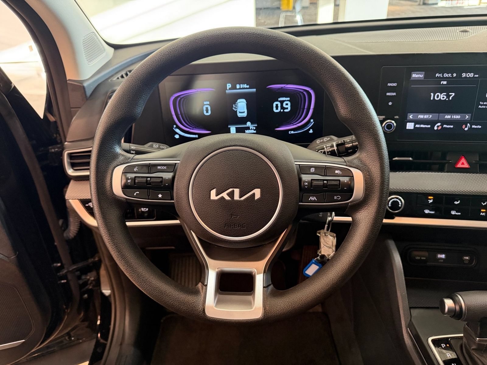 Used 2025 Kia Sportage LX AWD/4WD image 27
