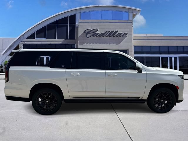Used 2023 Cadillac Escalade ESV Sport Platinum w/ LPO, ONYX Package RWD image 4