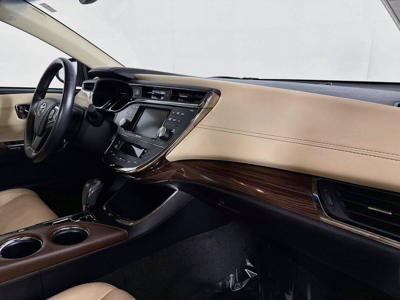 Used 2013 Toyota Avalon Limited FWD image 42