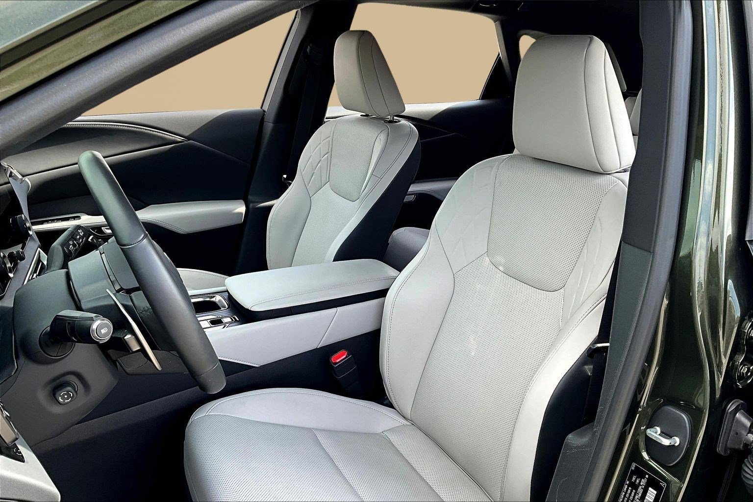 Used 2025 Lexus RX 350 FWD image 21