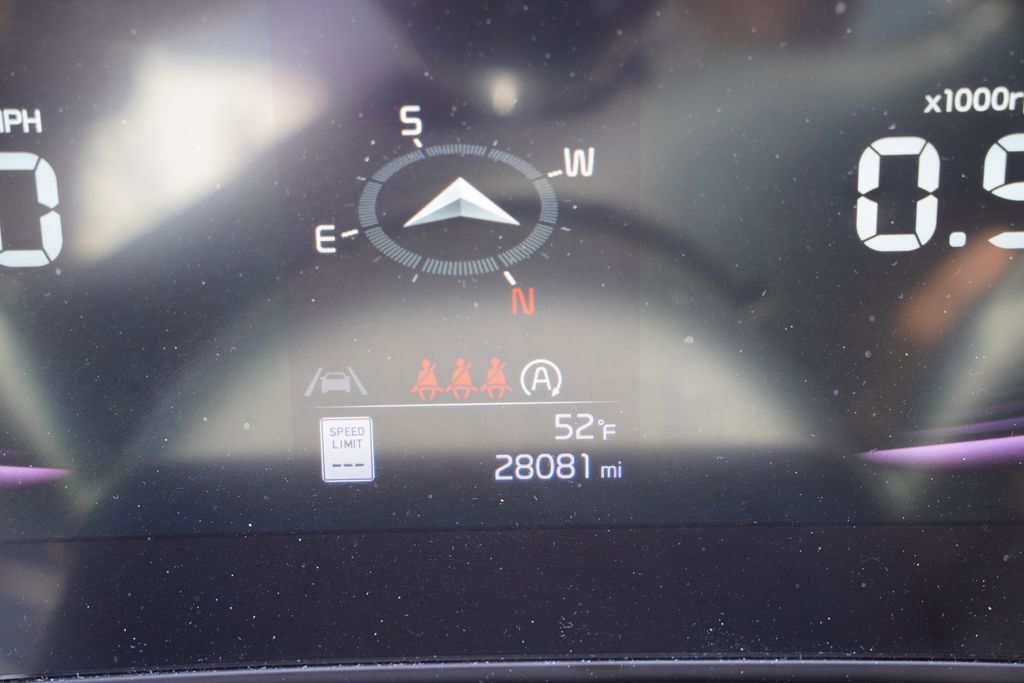 Certified 2024 Kia Sportage EX image 7