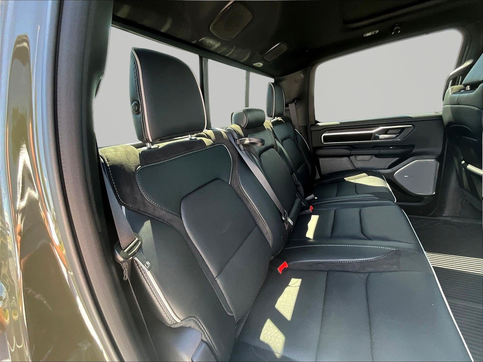 New 2027 RAM 1500 Laramie w/ Night Edition AWD/4WD image 20