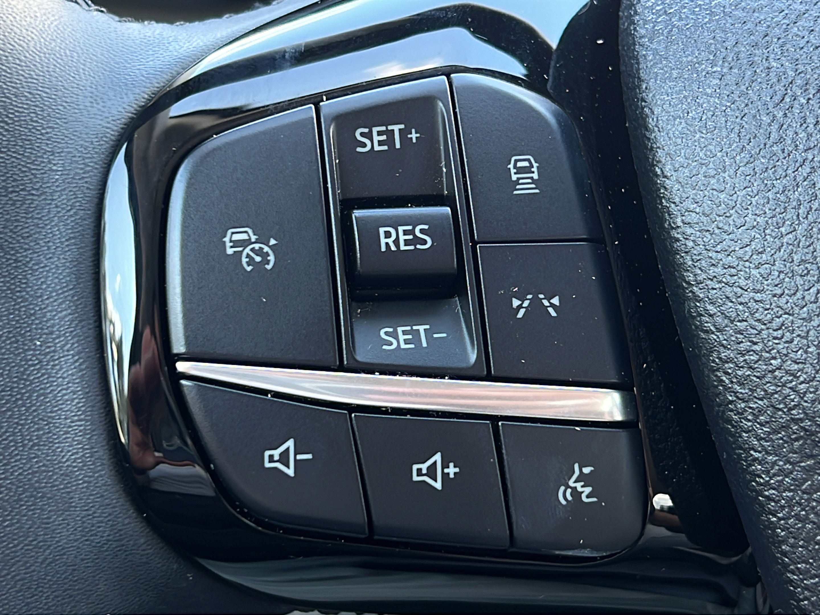 Used 2023 Ford Escape Active w/ Tech Pack #2 AWD/4WD image 22