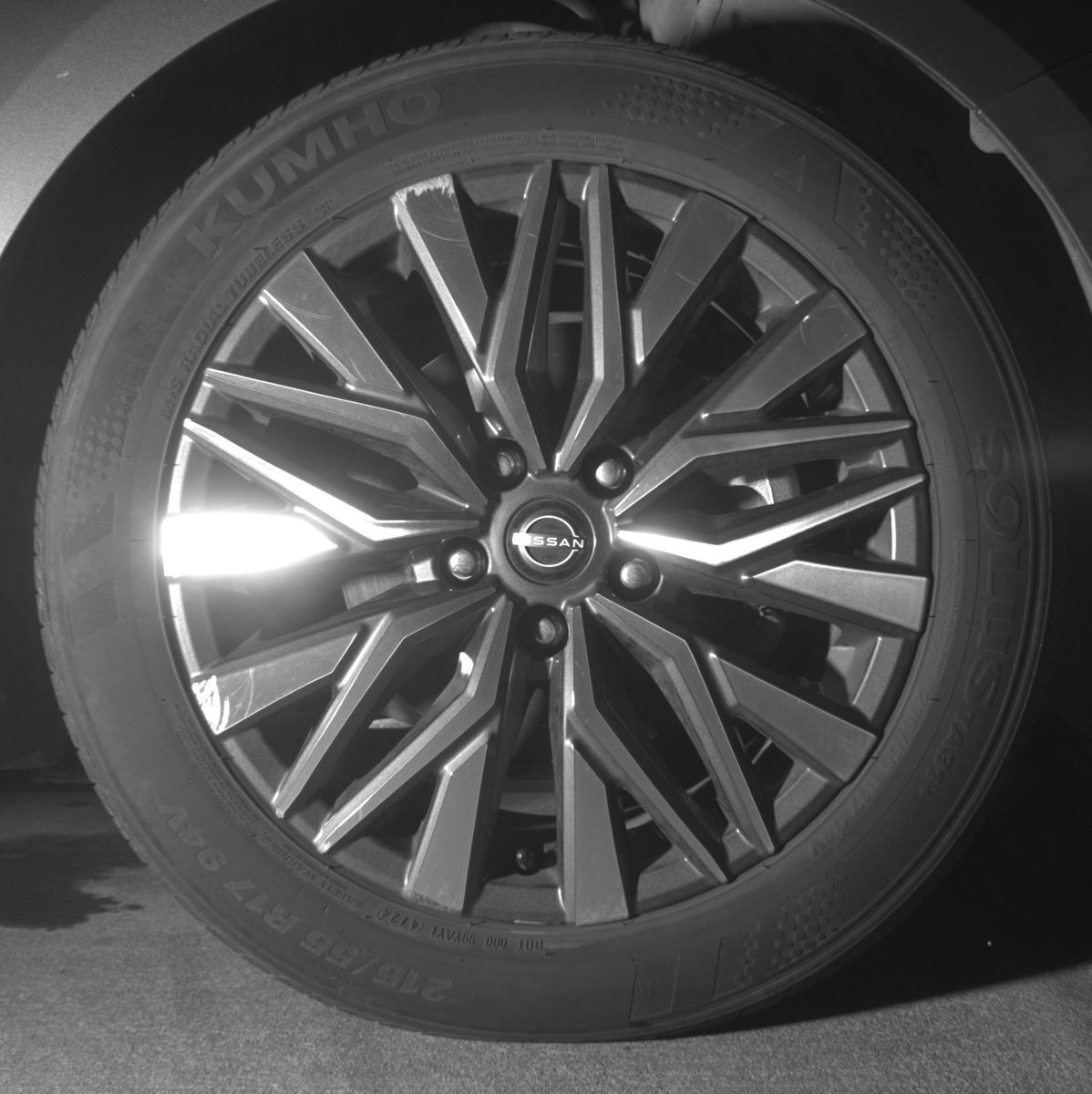 Used 2025 Nissan Altima 2.5 SV image 13
