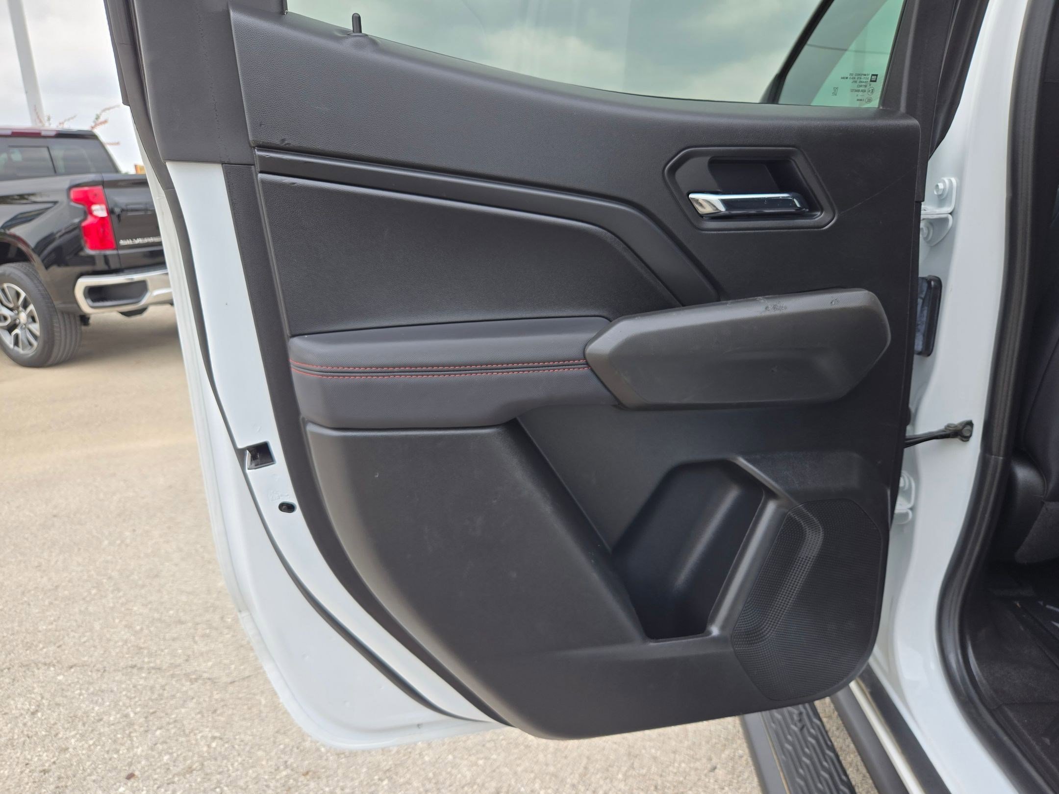 Certified 2025 Chevrolet Colorado Z71 AWD/4WD image 14