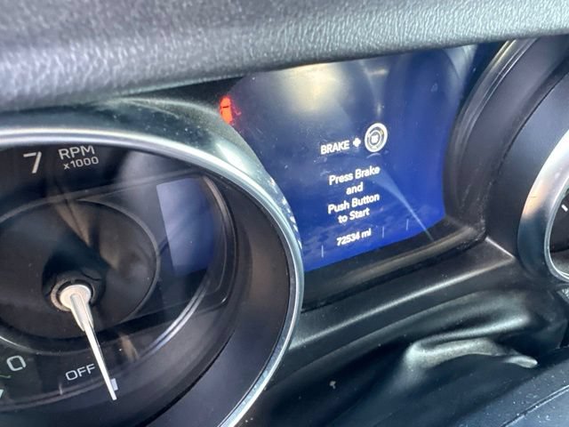 Used 2022 Jeep Wrangler Unlimited Sahara AWD/4WD image 11
