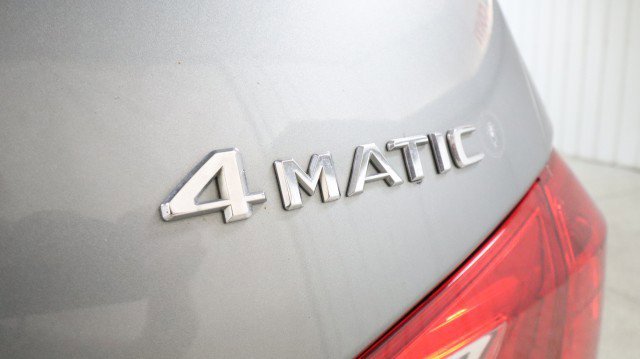 Used 2016 Mercedes-Benz GL 550 4MATIC image 31