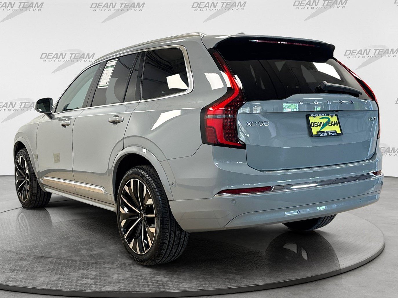 Used 2026 Volvo XC90 B6 Plus AWD/4WD image 6