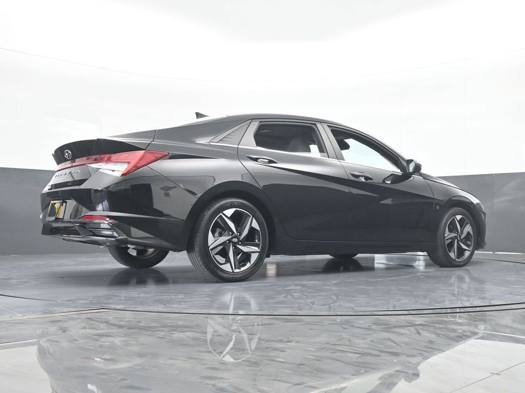 Used 2022 Hyundai Elantra SEL w/ Convenience + Premium Package image 59