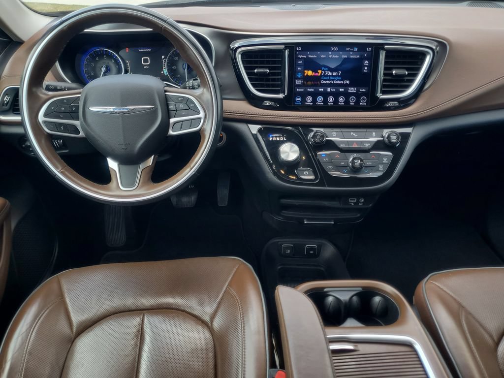 Used 2018 Chrysler Pacifica Limited FWD image 26