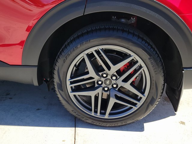 Certified 2025 Ford Explorer ST-Line w/ Premium Package image 19
