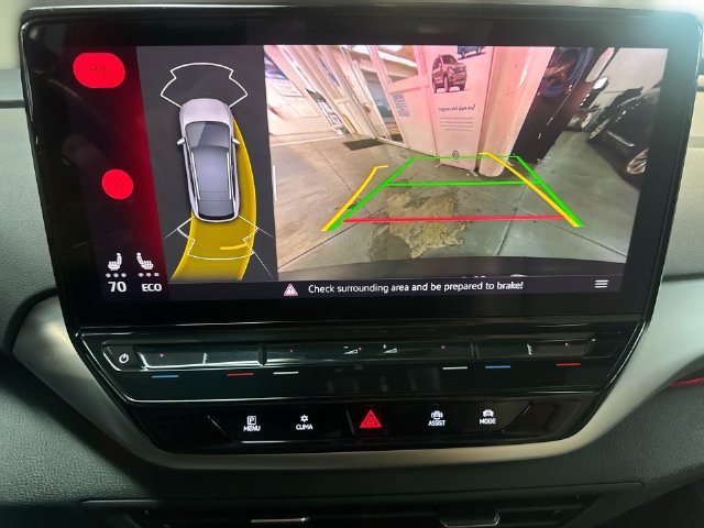 Certified 2022 Volkswagen ID.4 Pro S w/ Gradient Package AWD/4WD image 25
