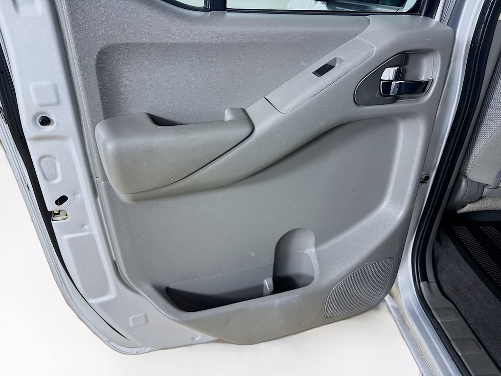 Used 2018 Nissan Frontier SV AWD/4WD image 21