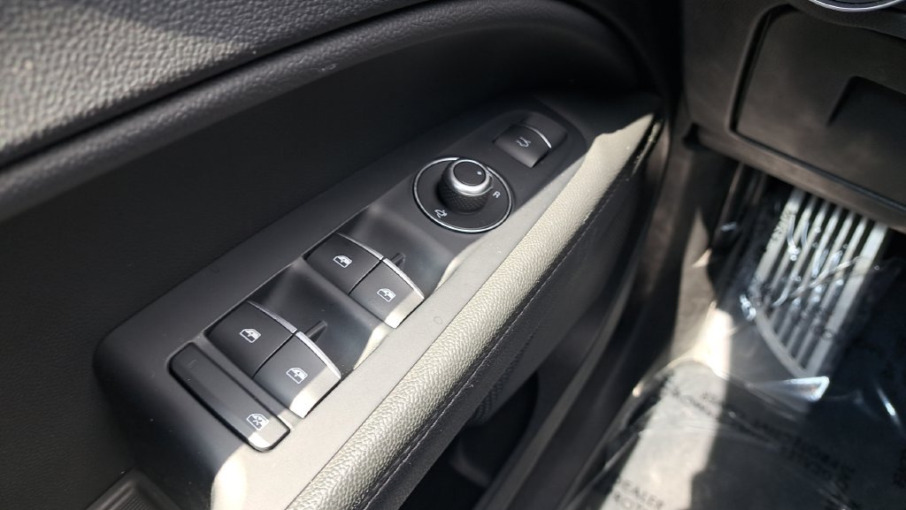 Used 2018 Alfa Romeo Stelvio Sport w/ Quick Order Package 22J Sport AWD/4WD image 24