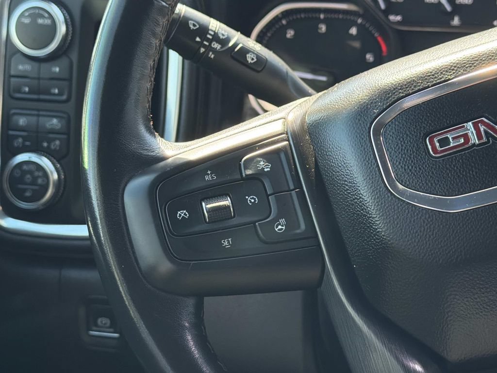 Used 2022 GMC Sierra 2500 AT4 w/ AT4 Preferred Package AWD/4WD image 12