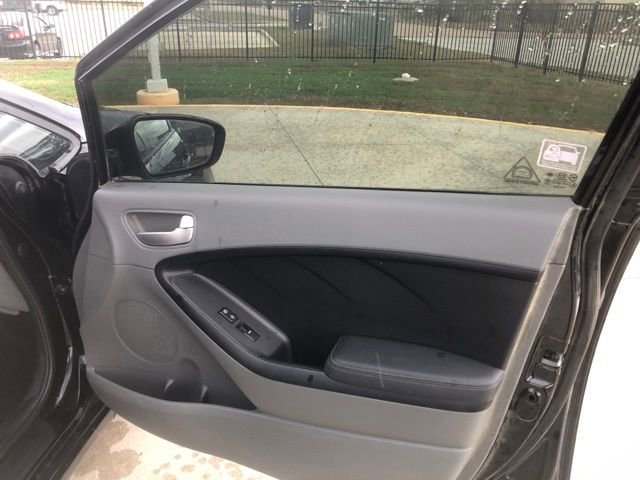 Used 2017 Kia Forte LX image 19
