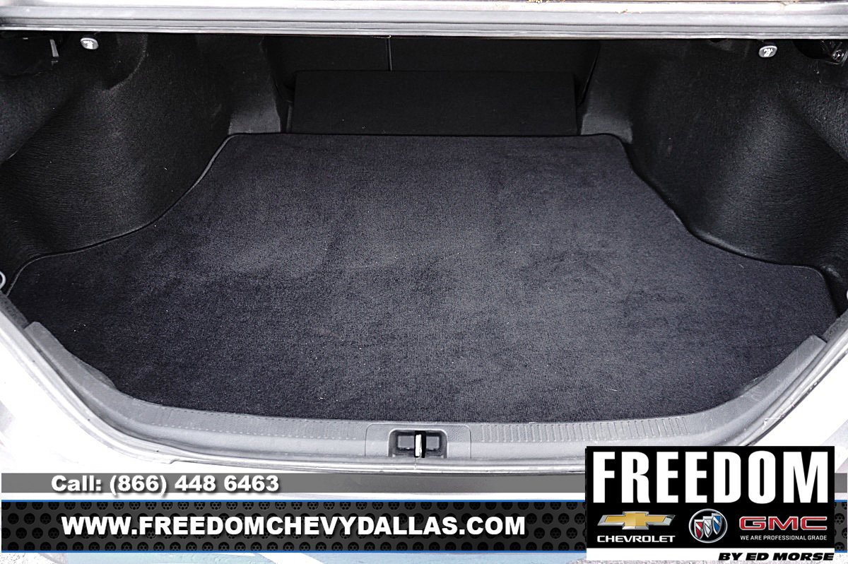 Used 2022 Toyota Camry LE image 43