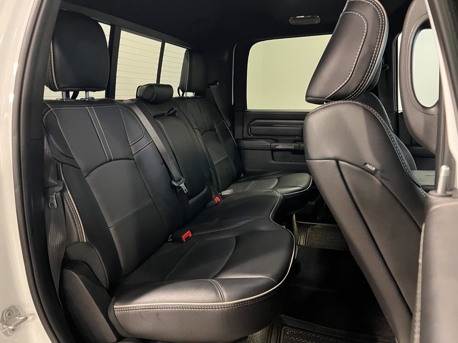 Used 2023 RAM 2500 Limited image 32