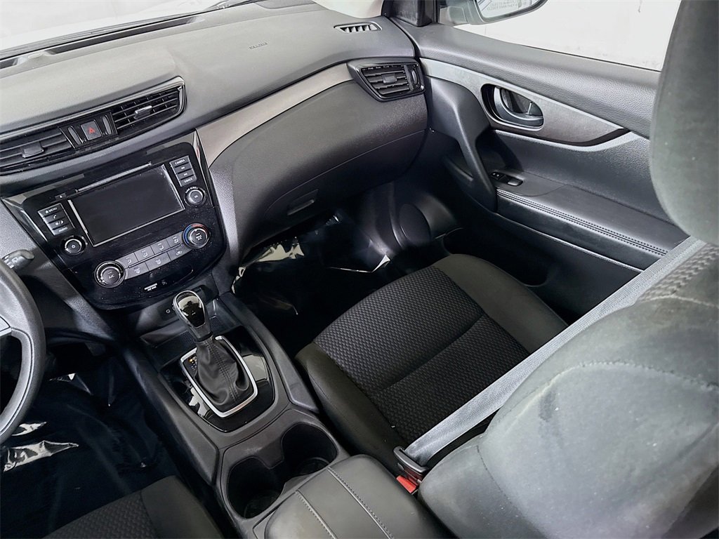 Certified 2021 Nissan Rogue Sport S image 25