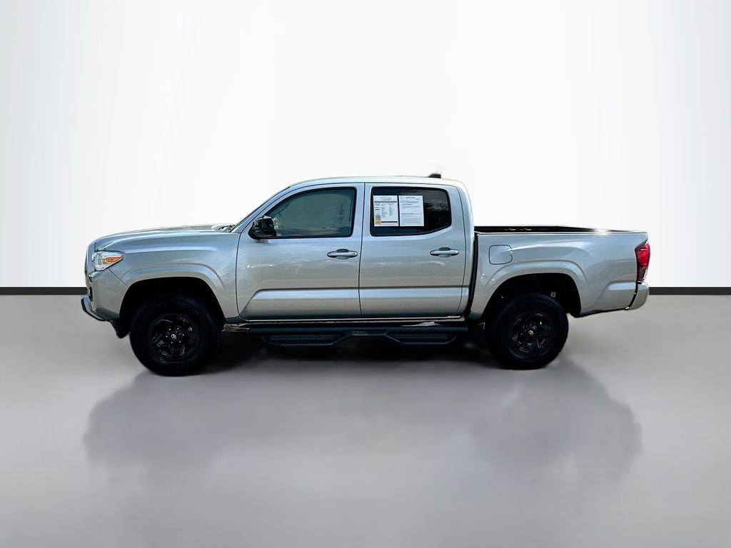 Used 2023 Toyota Tacoma SR AWD/4WD image 4