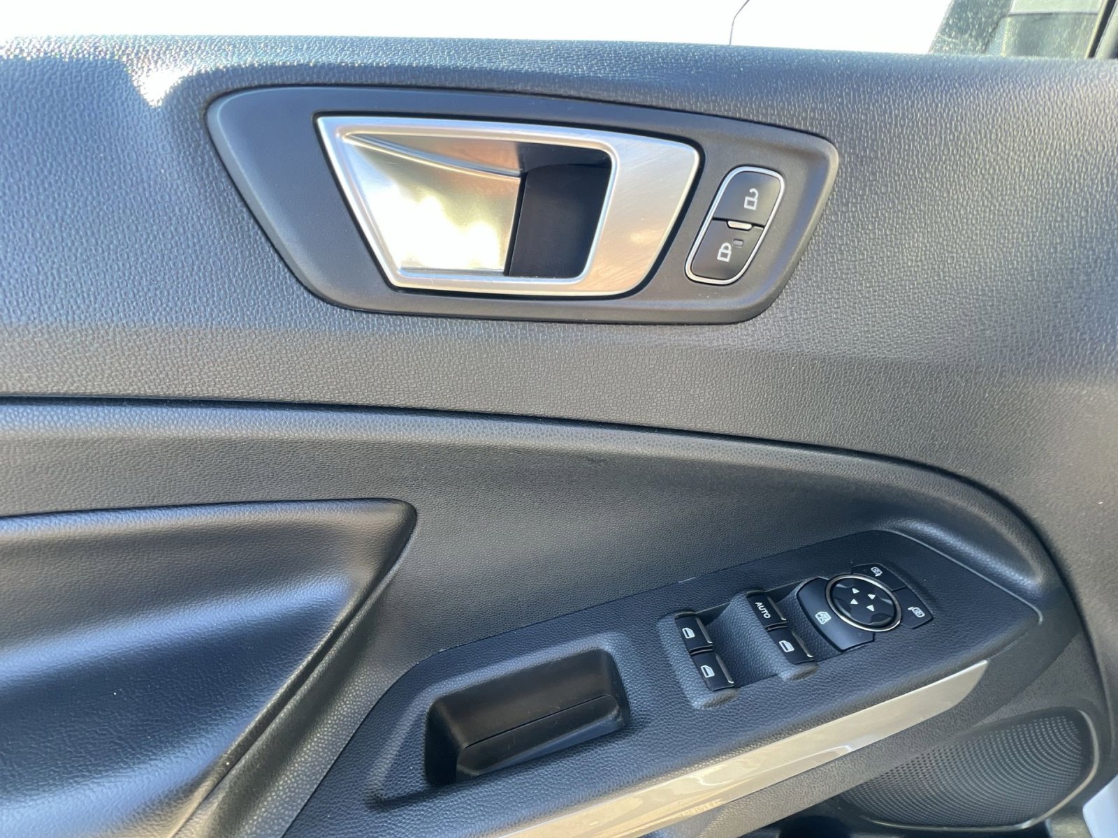 Certified 2021 Ford EcoSport Titanium image 23
