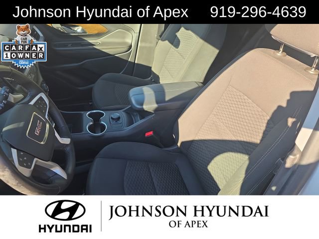 Used 2020 GMC Terrain SLE w/ Elevation Edition image 25