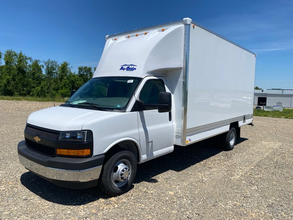 New 2026 Chevrolet Express 3500 w/ Power Convenience Package RWD image 7