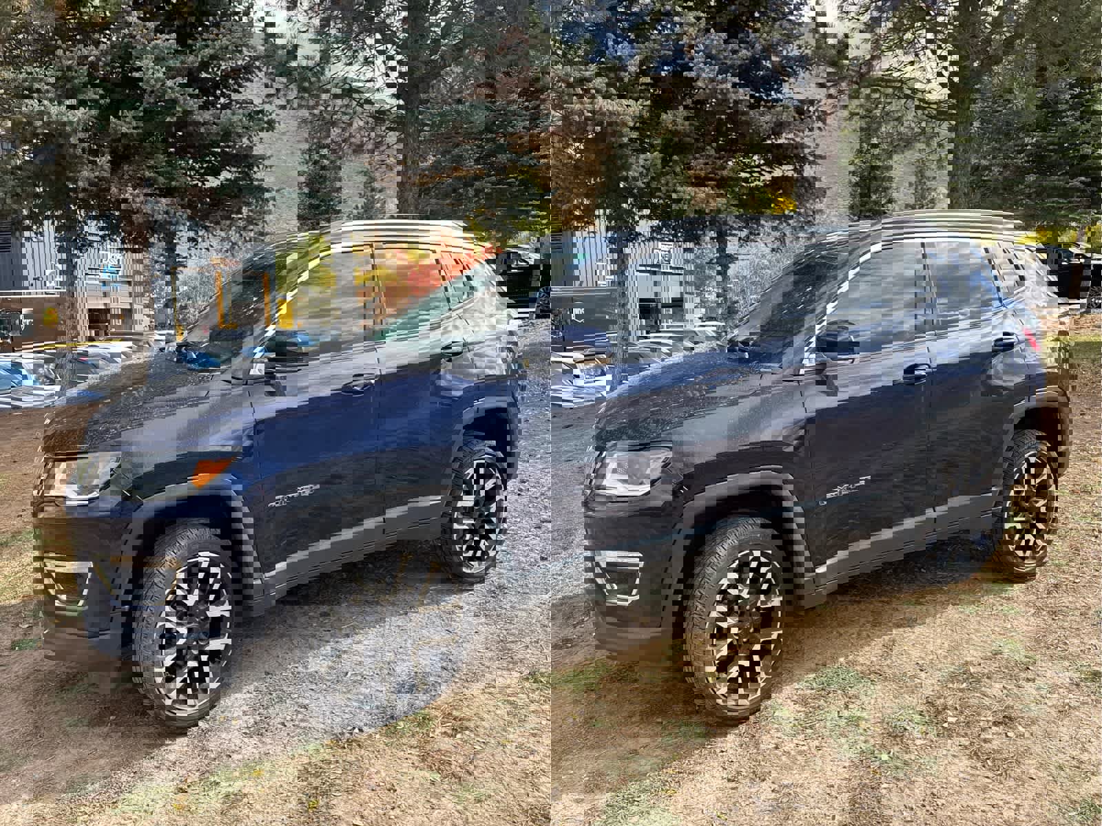 Used 2018 Jeep Compass Limited image 4