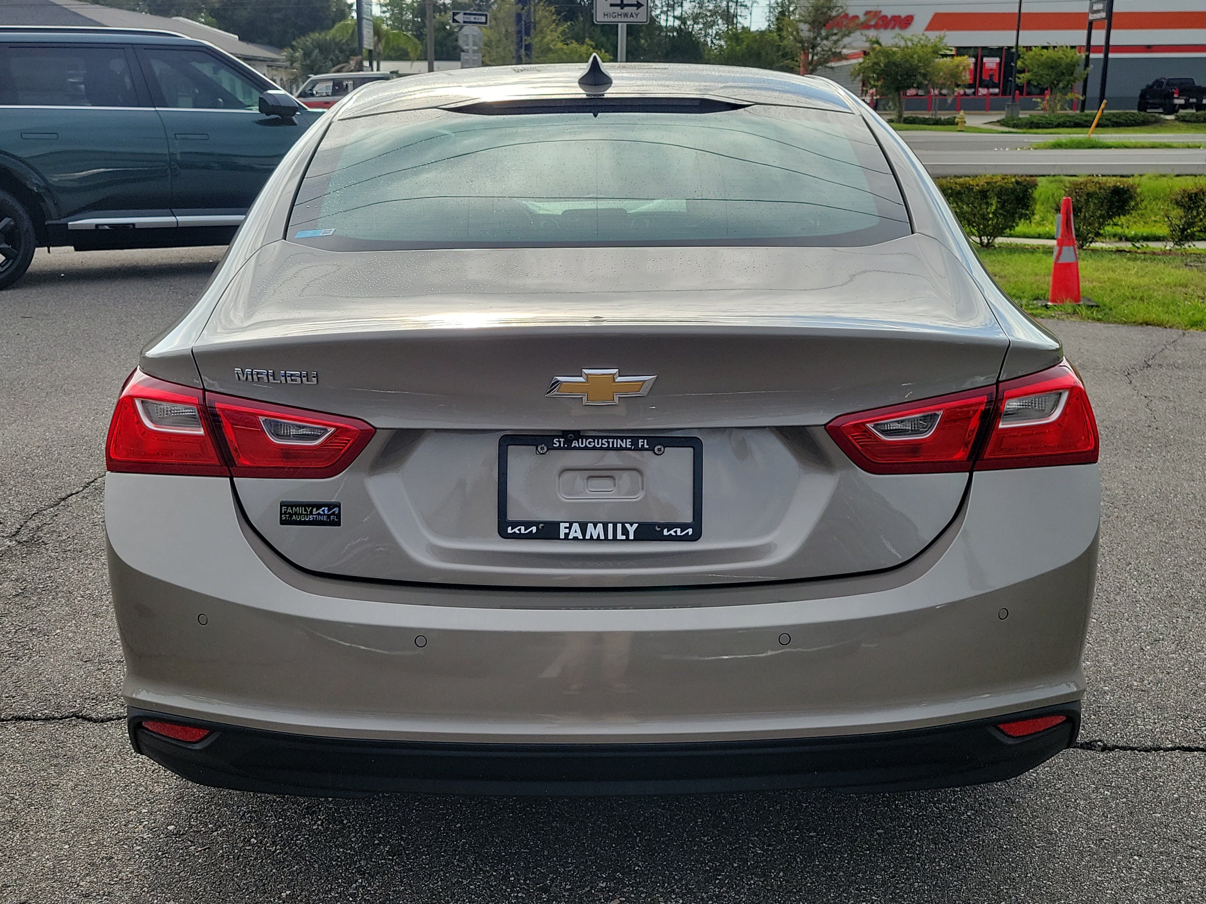 Used 2024 Chevrolet Malibu LS FWD image 5